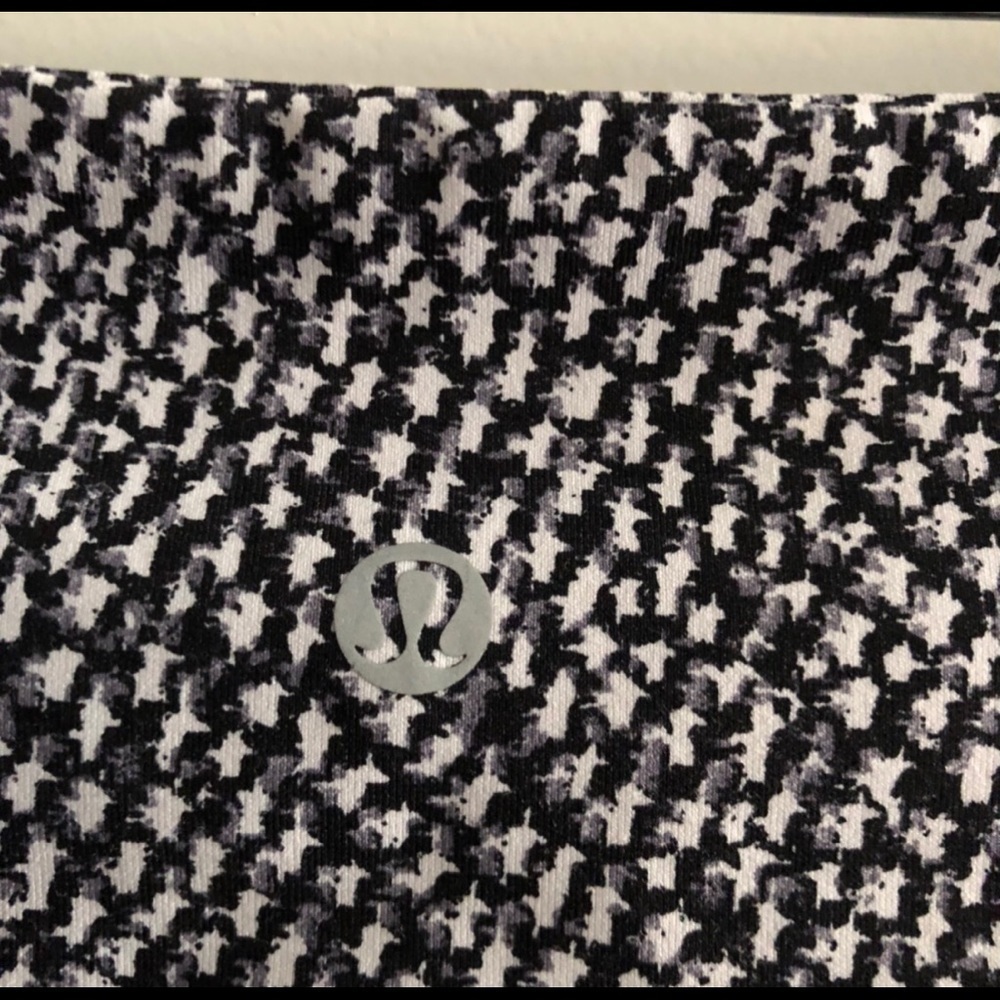 Lululemon Wunder Under crop pants pattern - image 5